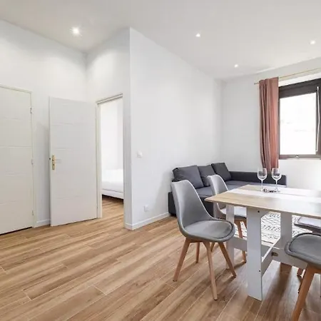 Au Cœur De Nice, Gare à Pied Et Climatisation Nizza